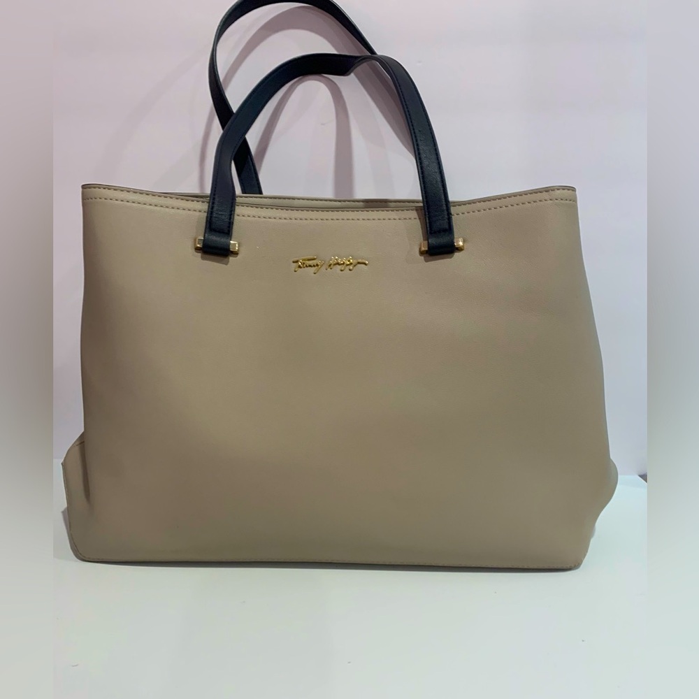 Tommy Hilfiger Beige Tote